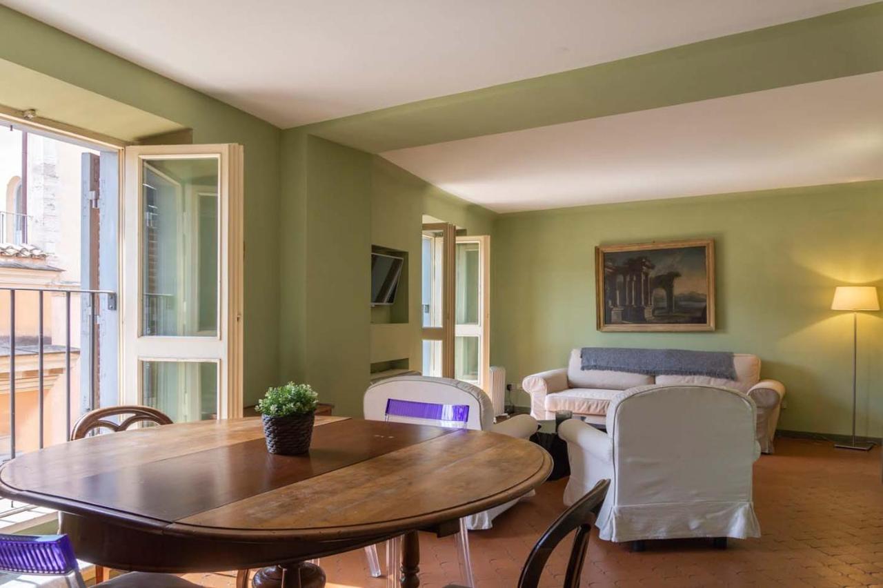 Piazza Venezia Charming & Bright Apartment Рим Екстер'єр фото